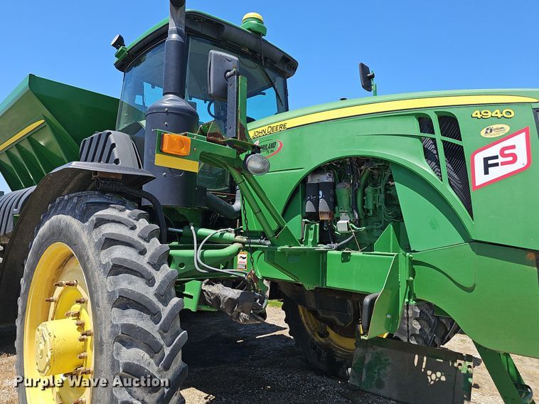 image for item DP6420 2013 John Deere 4940 spreader