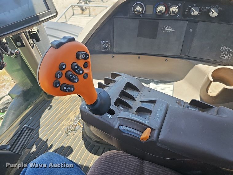 image for item DP6420 2013 John Deere 4940 spreader