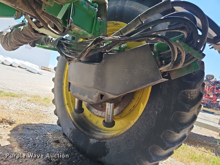 image for item DP6420 2013 John Deere 4940 spreader