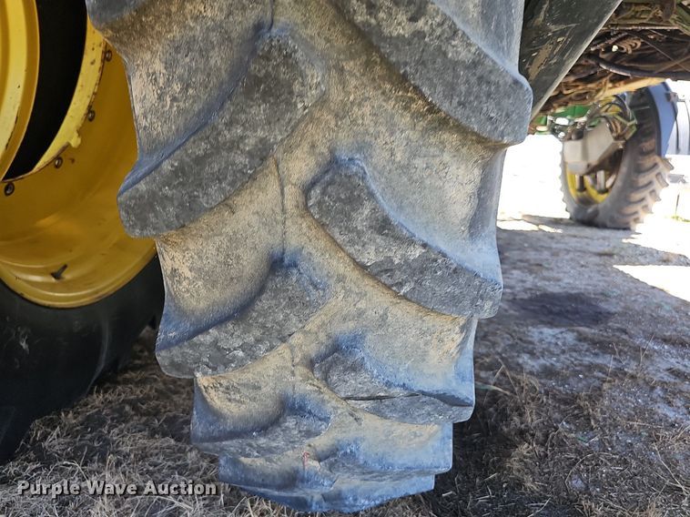 image for item DP6420 2013 John Deere 4940 spreader