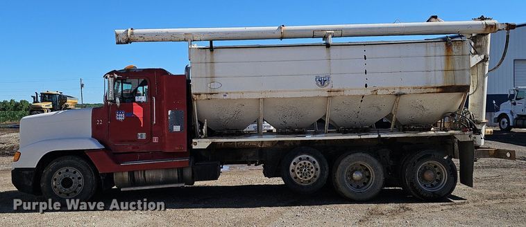 image for item DP6455 2000 Freightliner FLD 120 seed tender truck