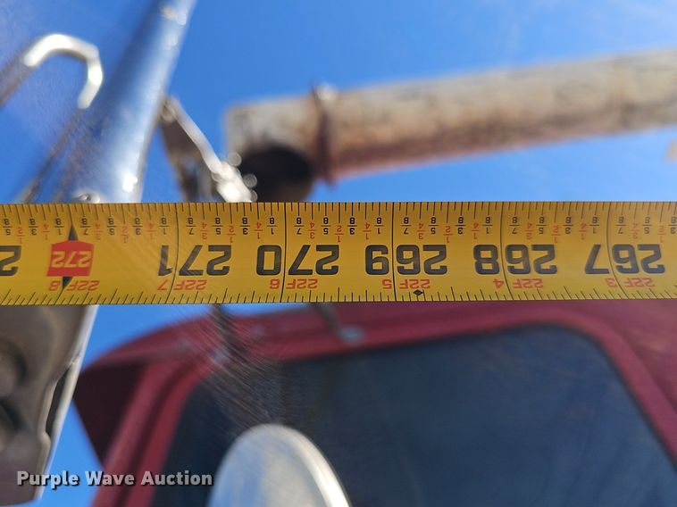 image for item DP6455 2000 Freightliner FLD 120 seed tender truck