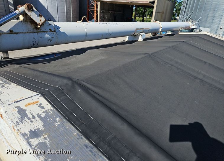 image for item DP6455 2000 Freightliner FLD 120 seed tender truck