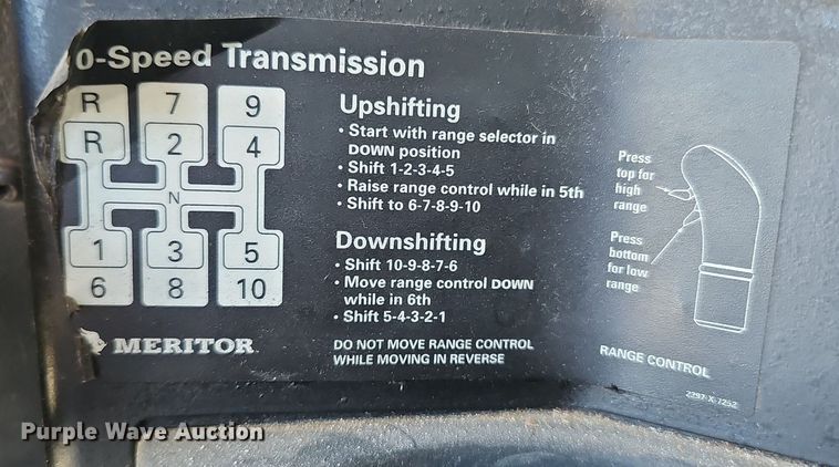 image for item DP6455 2000 Freightliner FLD 120 seed tender truck