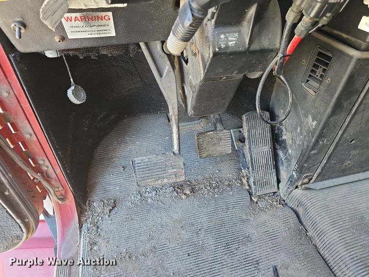 image for item DP6455 2000 Freightliner FLD 120 seed tender truck