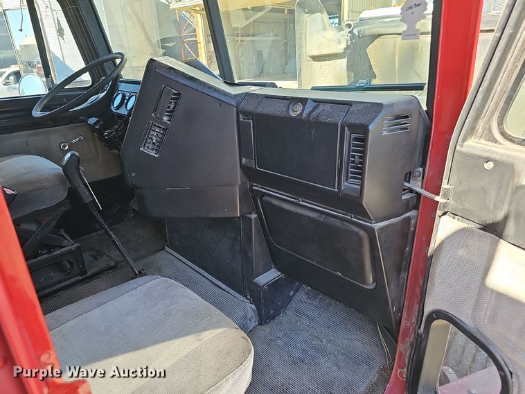 image for item DP6455 2000 Freightliner FLD 120 seed tender truck