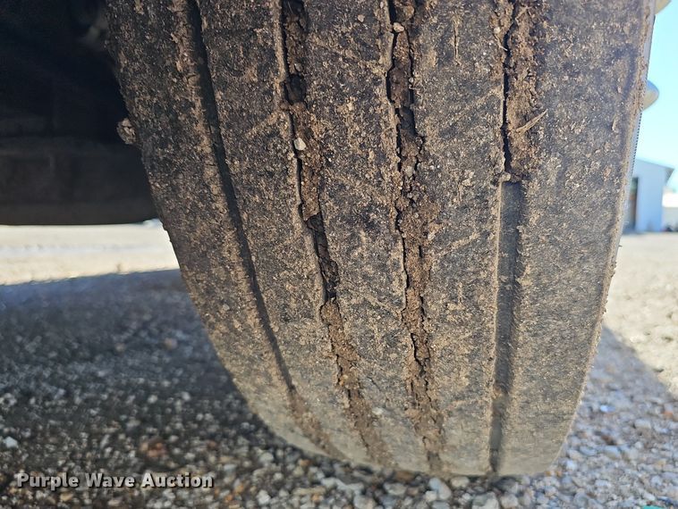 image for item DP6455 2000 Freightliner FLD 120 seed tender truck