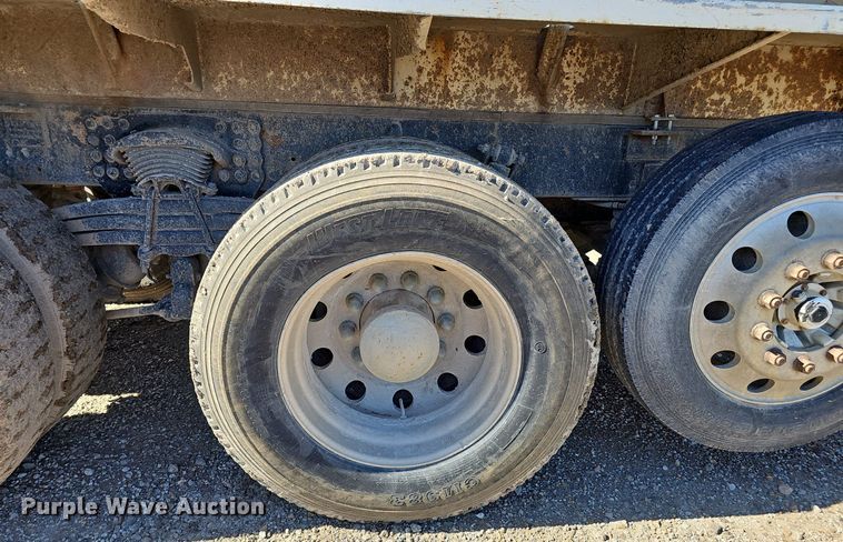 image for item DP6455 2000 Freightliner FLD 120 seed tender truck