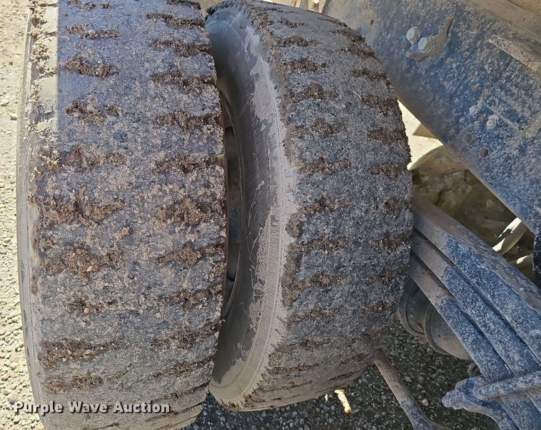 image for item DP6455 2000 Freightliner FLD 120 seed tender truck