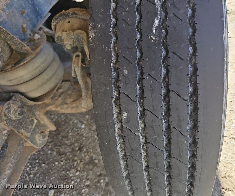 image for item DP6455 2000 Freightliner FLD 120 seed tender truck