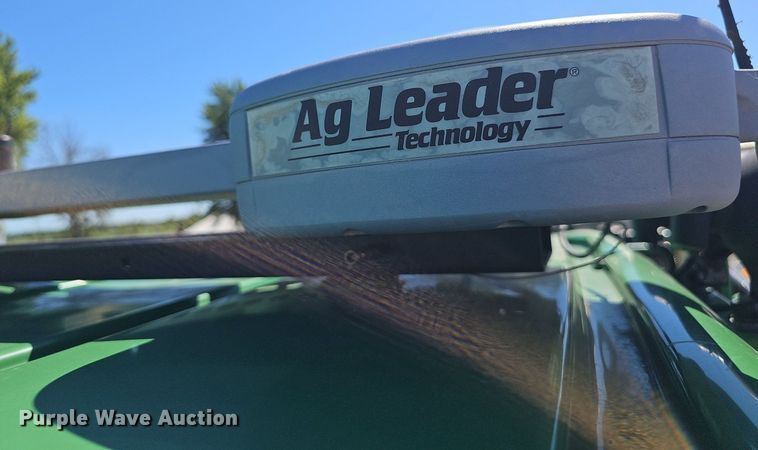 image for item DP6456 2012 John Deere 4830 sprayer