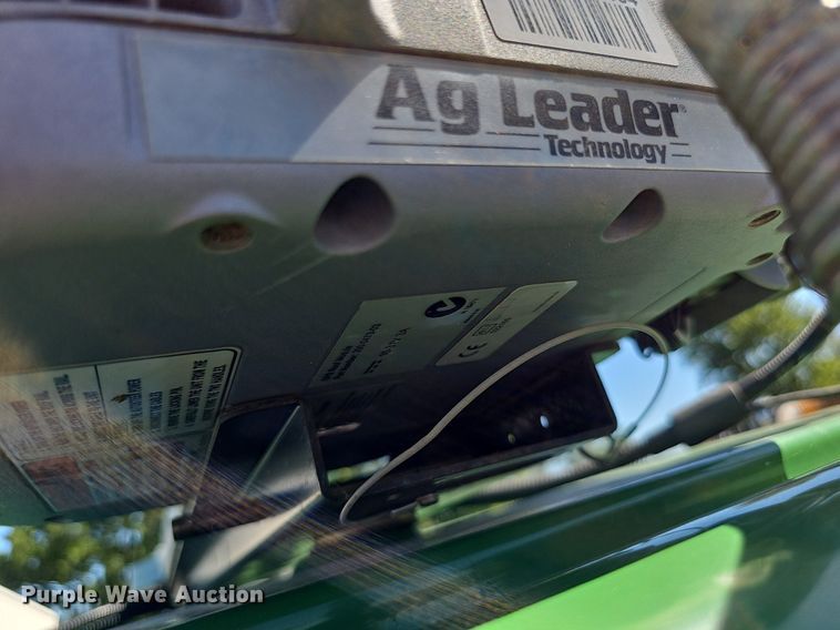 image for item DP6456 2012 John Deere 4830 sprayer