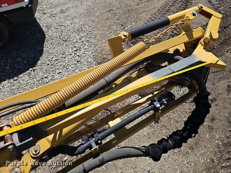 image for item DP6457 2012 RoGator RG900 sprayer