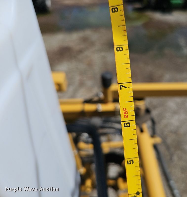 image for item DP6457 2012 RoGator RG900 sprayer