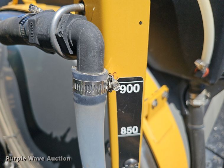 image for item DP6457 2012 RoGator RG900 sprayer