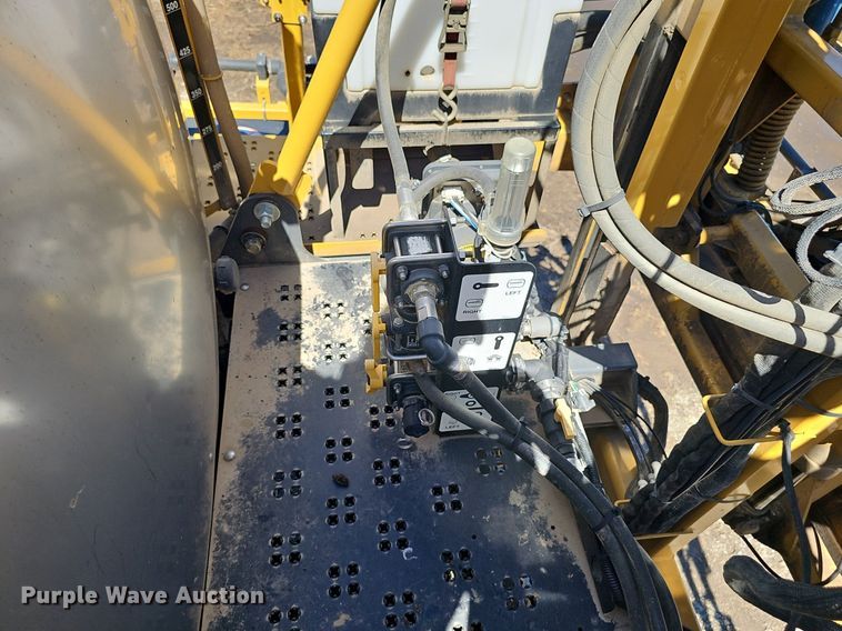 image for item DP6457 2012 RoGator RG900 sprayer