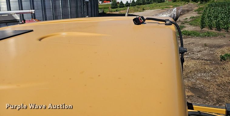 image for item DP6457 2012 RoGator RG900 sprayer