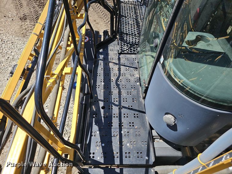 image for item DP6457 2012 RoGator RG900 sprayer