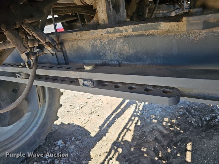 image for item DP6457 2012 RoGator RG900 sprayer