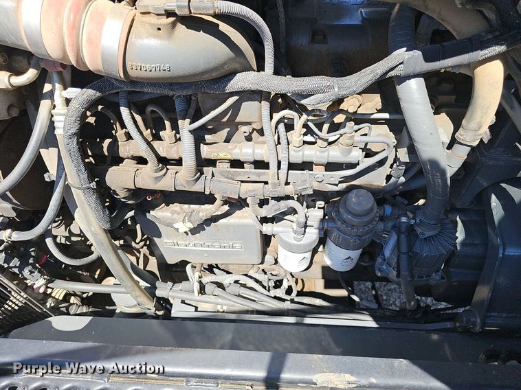 image for item DP6457 2012 RoGator RG900 sprayer