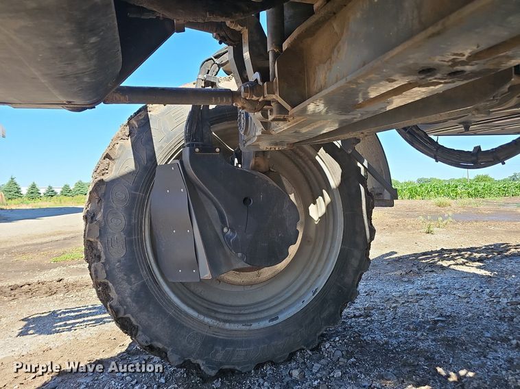 image for item DP6457 2012 RoGator RG900 sprayer