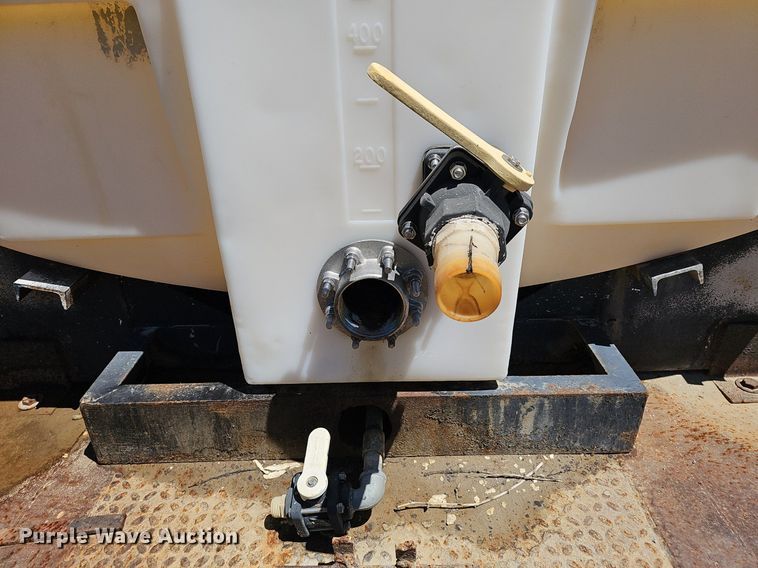 image for item DP6458 1989 Ford LT9000 flatbed truck