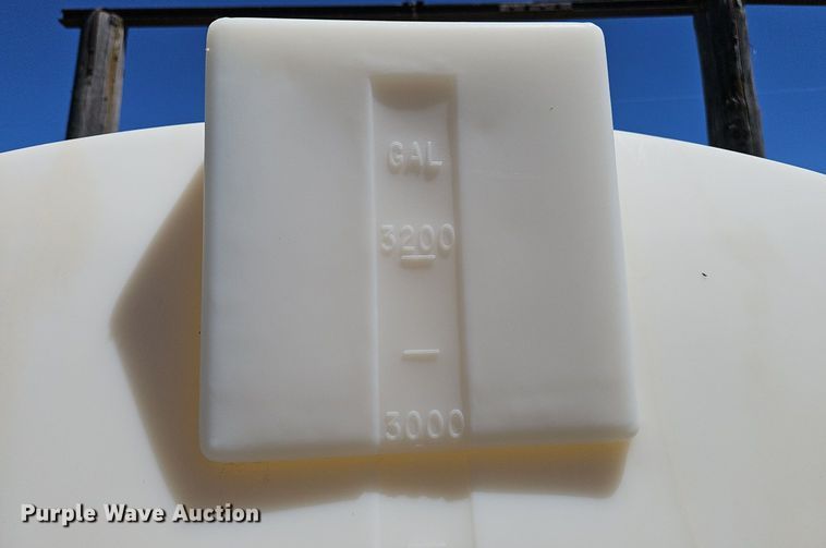 image for item DP6458 1989 Ford LT9000 flatbed truck