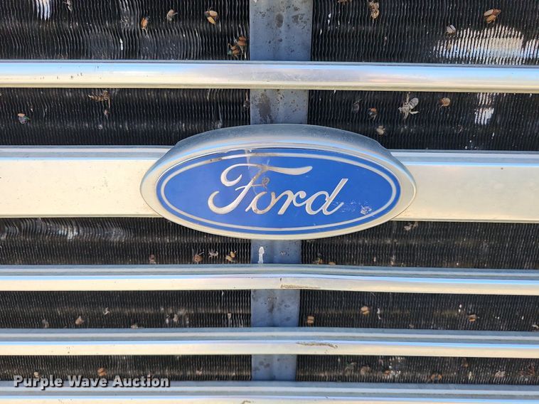 image for item DP6458 1989 Ford LT9000 flatbed truck