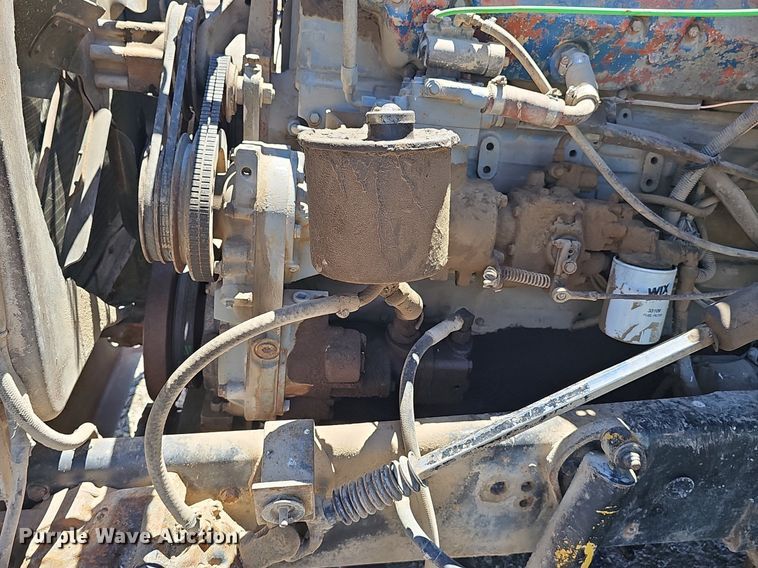 image for item DP6458 1989 Ford LT9000 flatbed truck