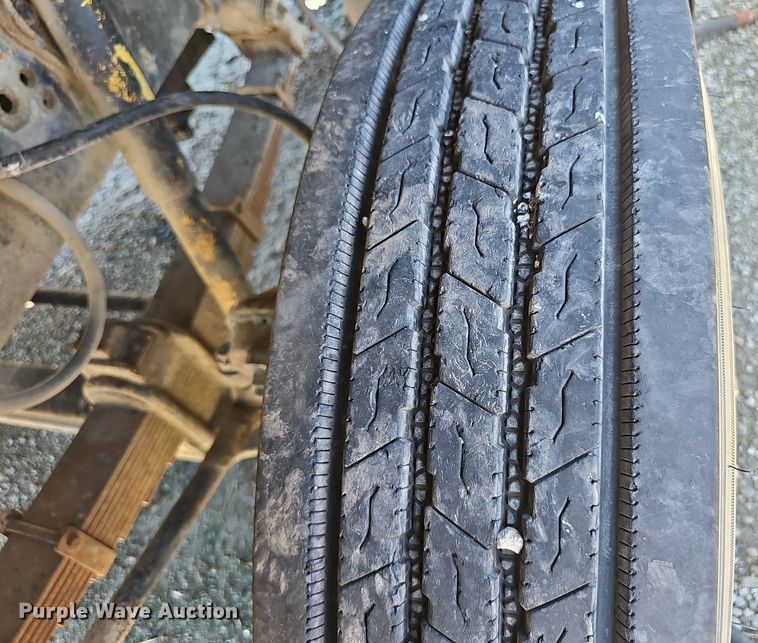 image for item DP6458 1989 Ford LT9000 flatbed truck