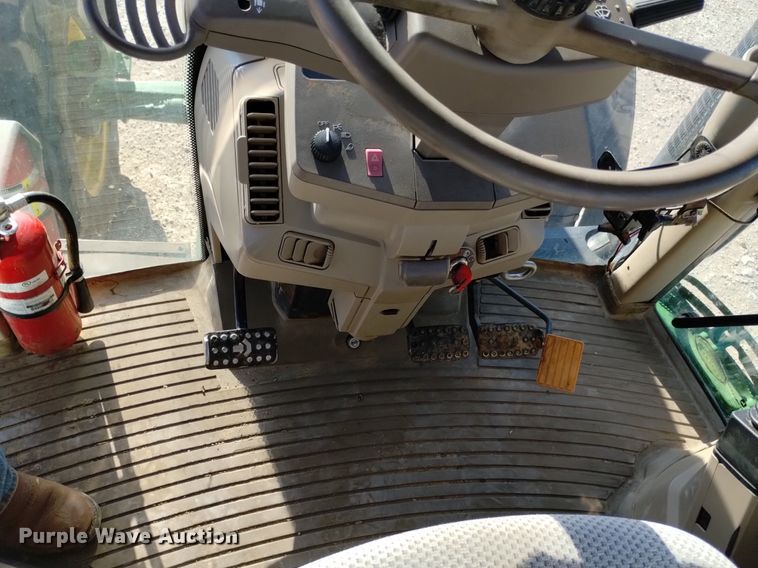 image for item DQ6121 2014 John Deere 6150M MFWD tractor