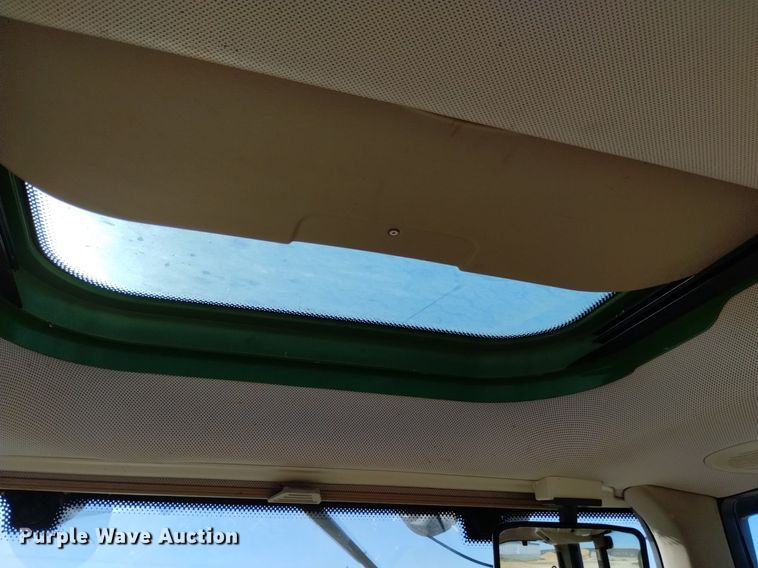 image for item DQ6121 2014 John Deere 6150M MFWD tractor