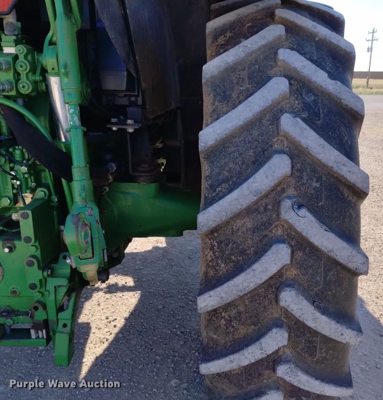 image for item DQ6121 2014 John Deere 6150M MFWD tractor