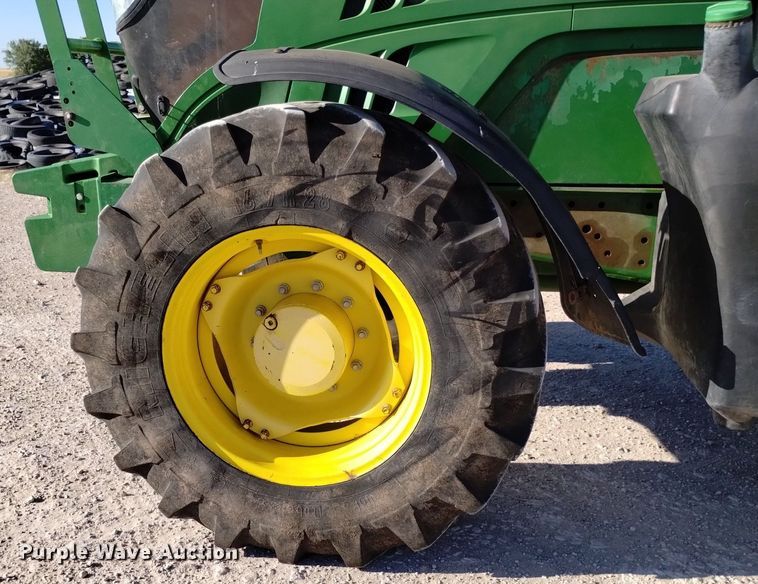 image for item DQ6121 2014 John Deere 6150M MFWD tractor