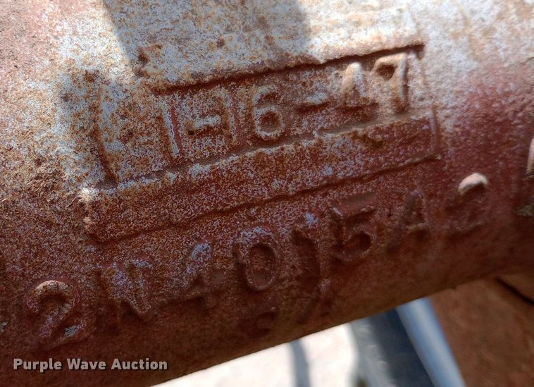 image for item DQ7181 1947 Ford 2N tractor