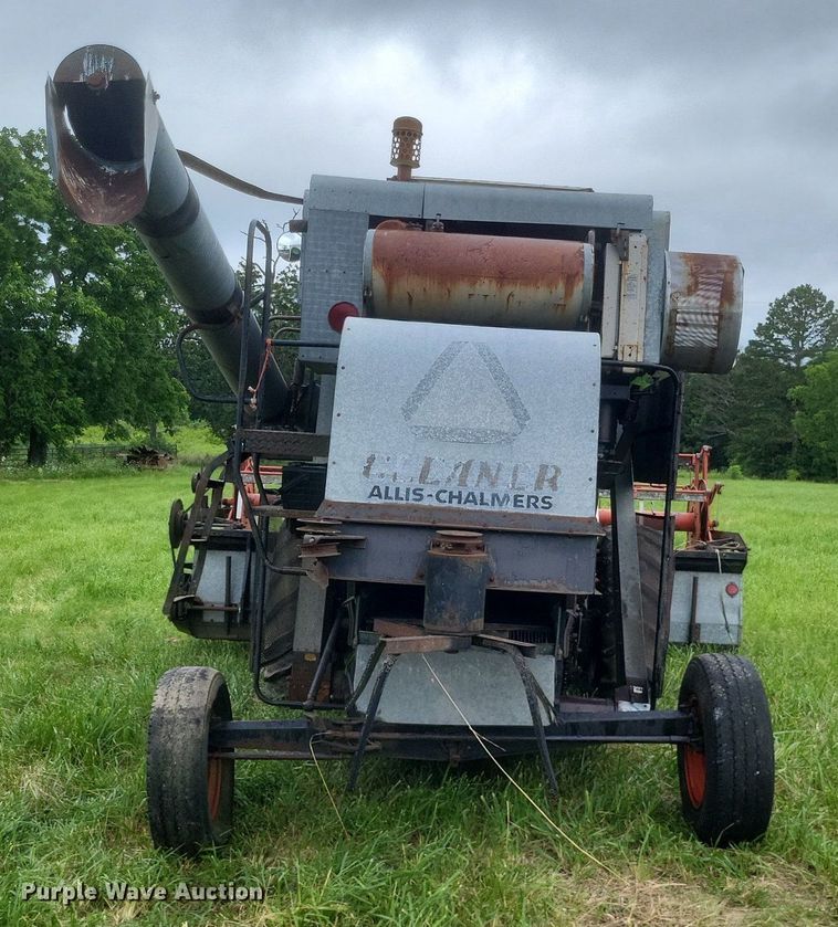 image for item DR4818 Allis-Chalmers Cleaner K combine