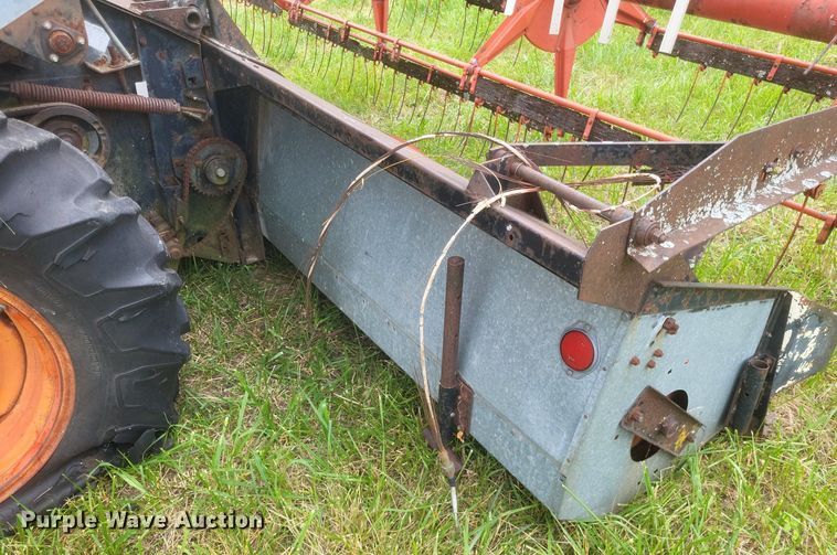 image for item DR4818 Allis-Chalmers Cleaner K combine