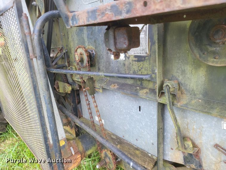 image for item DR4818 Allis-Chalmers Cleaner K combine