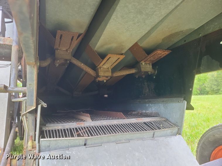 image for item DR4818 Allis-Chalmers Cleaner K combine