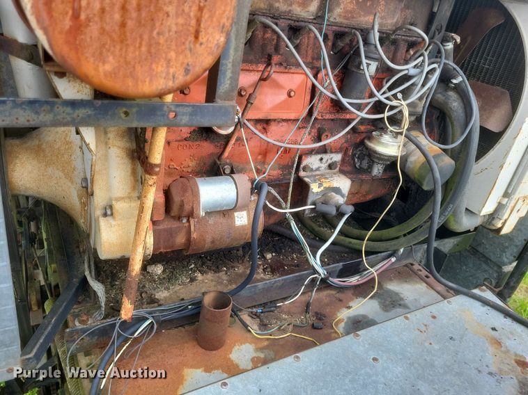 image for item DR4818 Allis-Chalmers Cleaner K combine