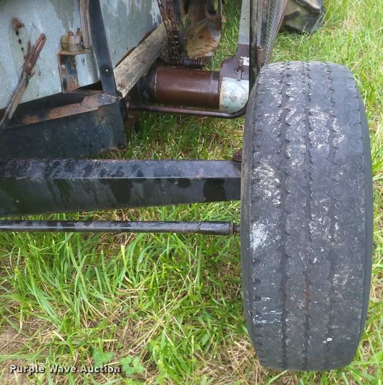 image for item DR4818 Allis-Chalmers Cleaner K combine