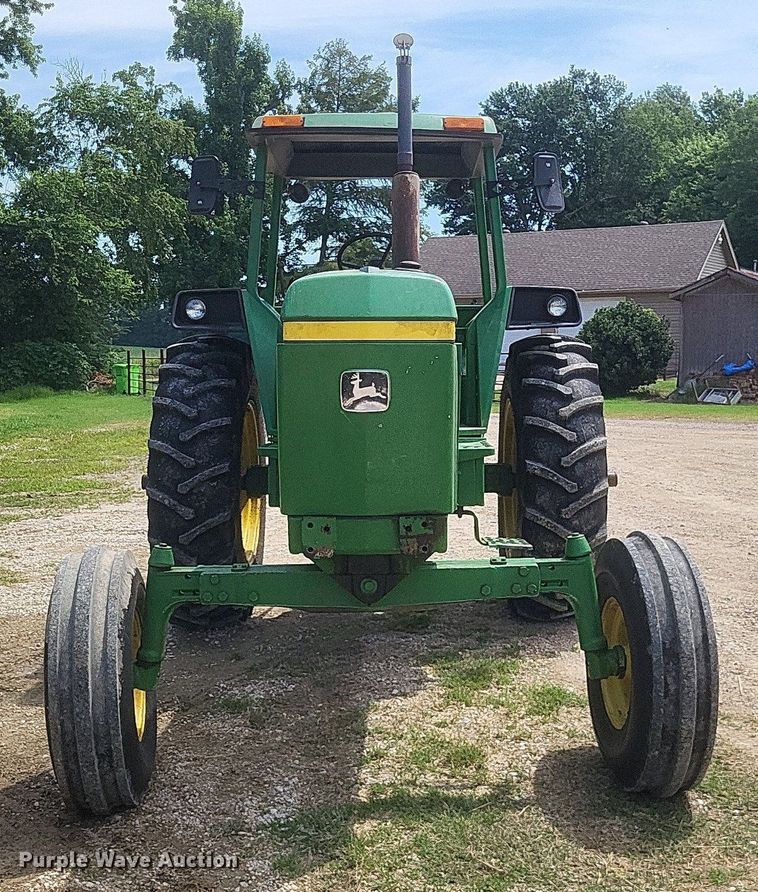 image for item DR4833 1974 John Deere  4230 tractor
