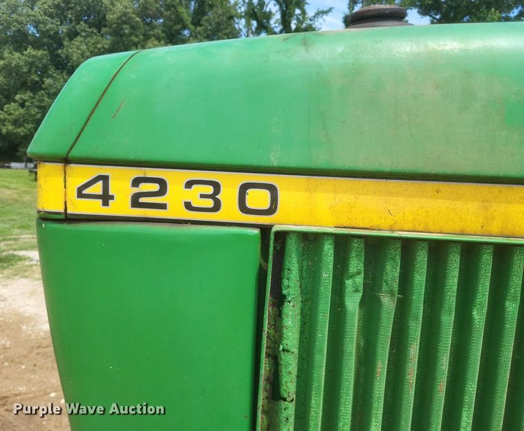 image for item DR4833 1974 John Deere  4230 tractor