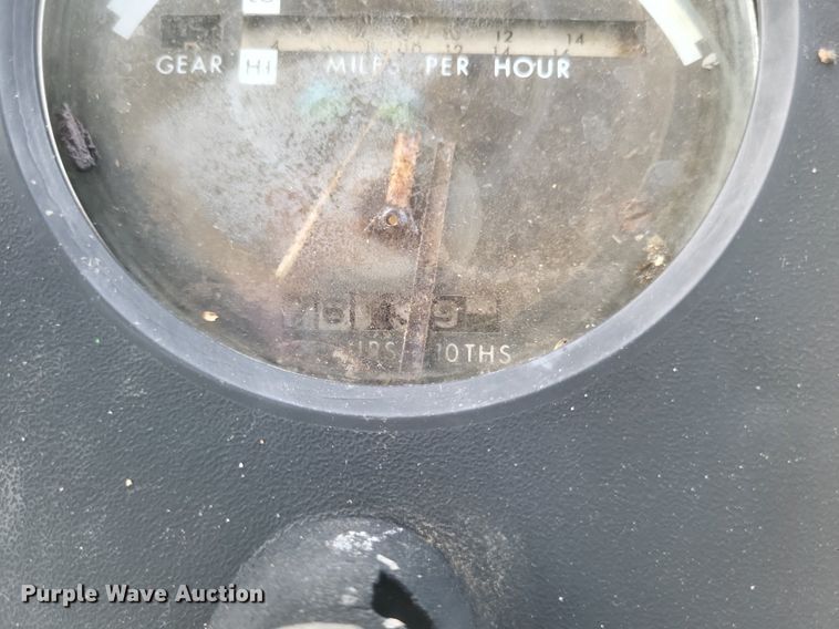 image for item DR4833 1974 John Deere  4230 tractor