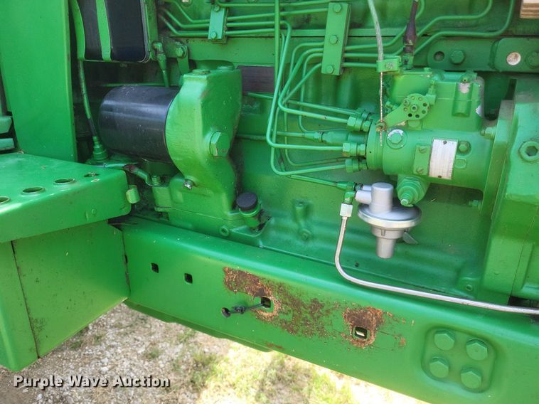image for item DR4833 1974 John Deere  4230 tractor