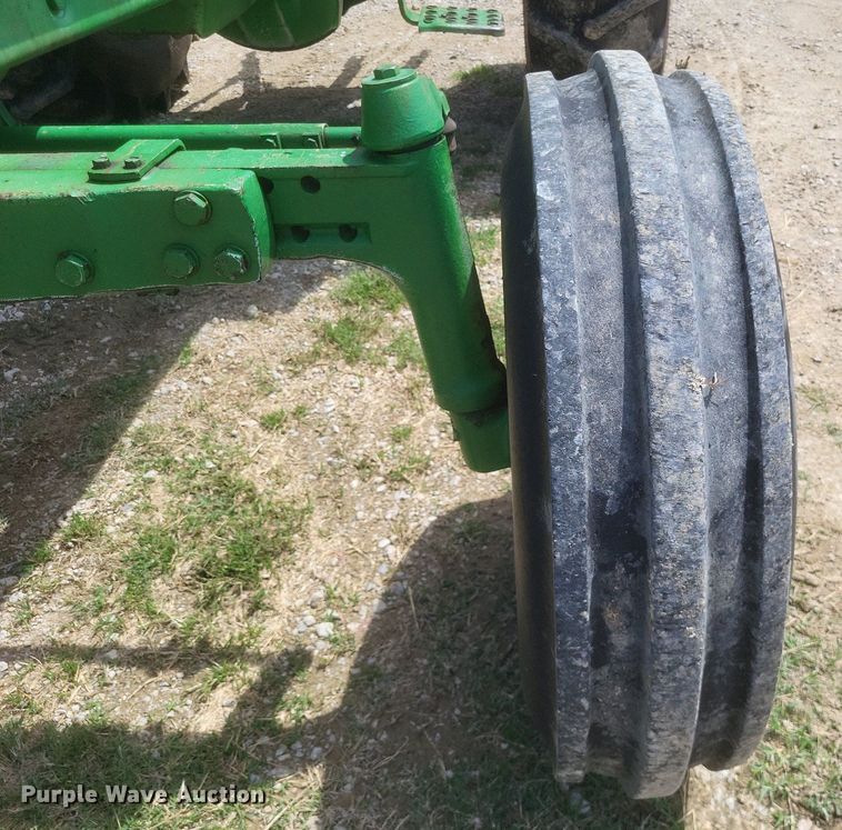 image for item DR4833 1974 John Deere  4230 tractor