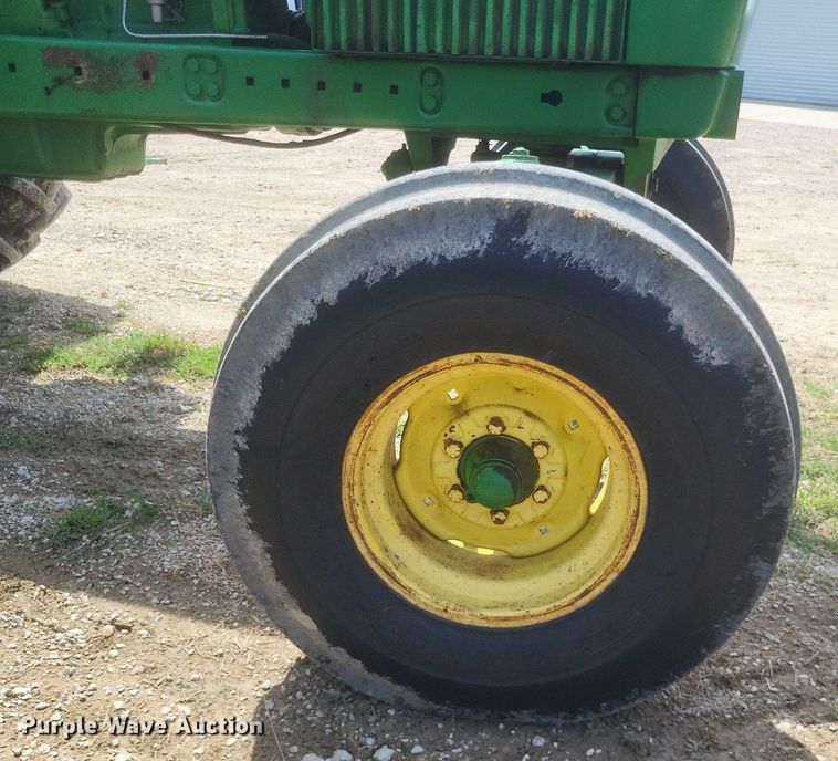 image for item DR4833 1974 John Deere  4230 tractor