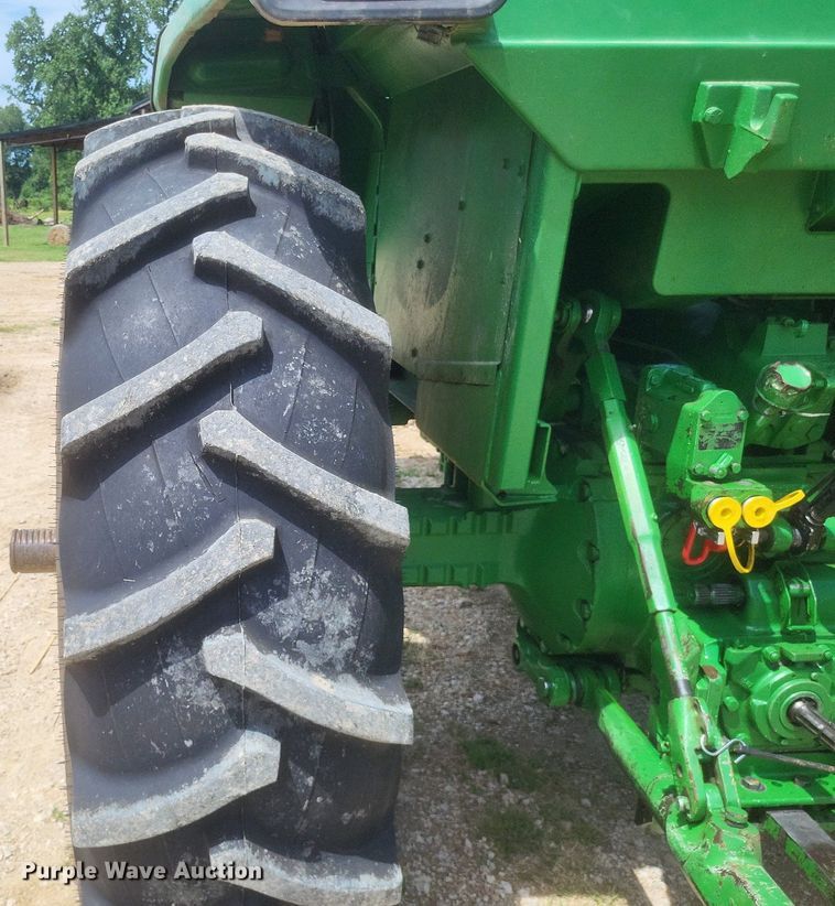 image for item DR4833 1974 John Deere  4230 tractor