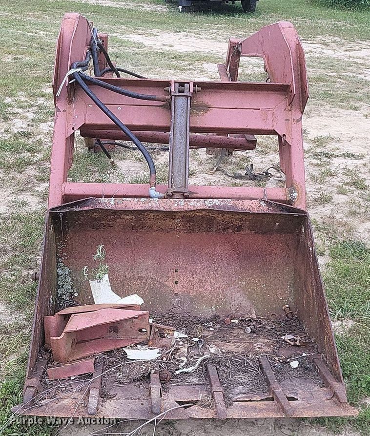 image for item DR4845 Loader 