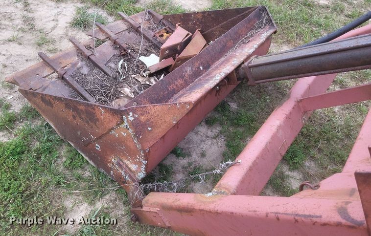 image for item DR4845 Loader 